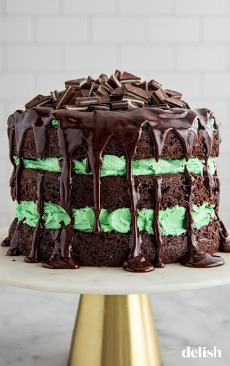 Andes Chocolate, Monkey Bread, Cupcake Cake, Savoury Cake, Chocolate Cake Recipe, Food Cakes, Mint Chocolate, Christmas Desserts, Layer Cake