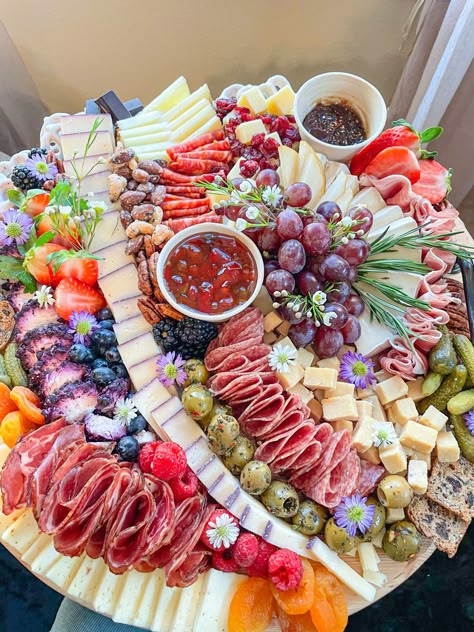 Spring Cheese Board Ideas, Bright Charcuterie Board, Spring Grazing Board, High End Charcuterie Board, Spring Cheese Board, Whimsical Charcuterie Board, Princess Charcuterie Board, Charcuttery Boards, Charcuterie Board Spring