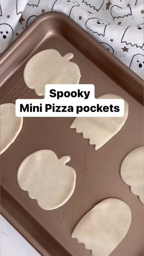 Halloween Pizza Pockets, Mini Halloween Pizzas, Spooky Pizza, Dinner Butternut Squash, Health Dessert Recipes, Sage Risotto, Butternut Squash And Sage, Spooky Dinner, Halloween Pizza