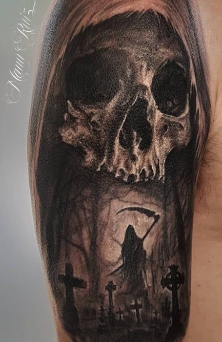 40 Grim Reaper Tattoo Designs & Meaning - The Trend Spotter Graveyard Tattoo, Skull Reaper, Skull Art Tattoo, Skull Snake, Grim Reaper Tattoo, Reaper Tattoo, Skull Sleeve Tattoos, Scary Tattoos, Cool Chest Tattoos