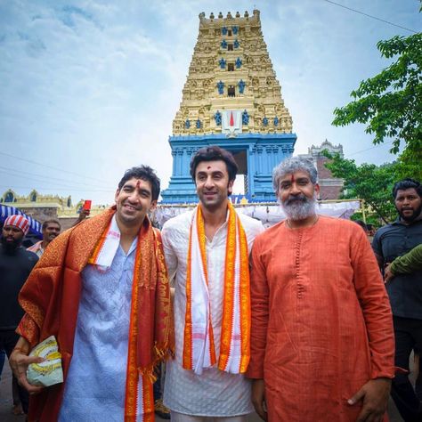 Ayan Mukerji, Ranbir Kapoor, Love And Peace, The Divine, Peace And Love, Academic Dress, Temple, Film, Travel