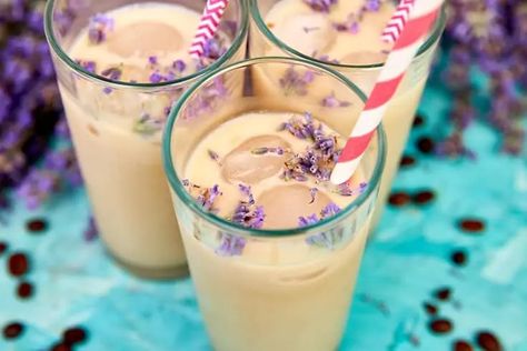 Easter Latte, Lavender Iced Coffee, Lavender Latte Recipe, Root Beer Recipe, Easter Coffee, Iced Coffee Recipe, Coffee Ice Cubes, Coffee Store, Coffee Cream