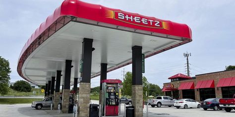 Gas costs just $1.99 per gallon at Sheetz stations this week Real Estate Courses, Independence Day Special, Alternative Fuel, Money Saving Advice, Thanksgiving Travel, Fuel Prices, Hiring Process, Gas Prices, In Law Suite