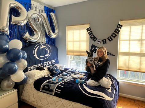 Penn State, Bed Party Penn State Cheer, Penn State Campus, Penn State Graduation Cap, Penn State Bed Party, Penn State Aesthetic, Penn State Dorm, College Skirt, Ivy League Aesthetic, Penn State College