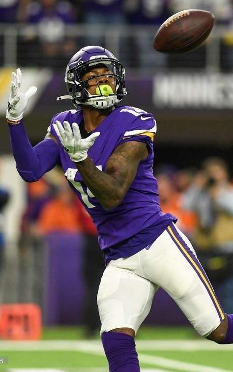 Stefon Diggs #14 Wide Receiver Stefon Diggs Vikings, Stefon Diggs Wallpaper, Diggs Wallpaper, Photo Facts, Stefon Diggs, Minnesota Vikings Football, Buffalo Bills Football, Football Stars, Bills Football