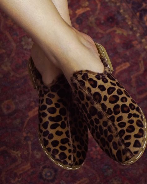 Cozy up in style with these chic leopard slippers! 🐆✨ Perfect for lounging at home or step out. Handmade in Turkiye #StayComfy #LeopardLove Lounging At Home, Leopard Mules, Leopard Slippers, Leopard Print Pattern, Shearling Slippers, Leopard Flats, Handmade Leather Shoes, Knit Outerwear, The Leopard