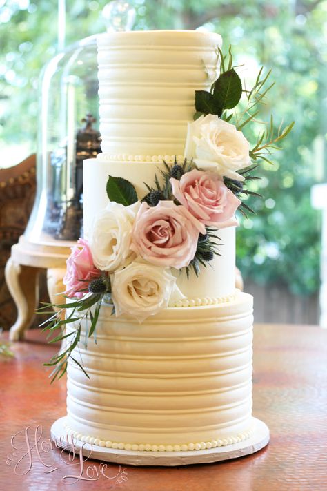 6 Tier Wedding Cakes, Textured Buttercream Wedding Cake, Cake Fresh Flowers, Wedding Cake With Fresh Flowers, Textured Buttercream, Cake With Fresh Flowers, Cream Wedding Cakes, Wedding Cake Fresh Flowers, Silver Wedding Cake