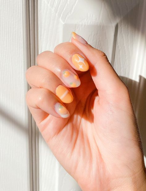 Gel Orange Nails, Orange Nails Korean, Aesthetic Orange Nails, Orange Jelly Nails Acrylic, Korean Nail Art Yellow, Summer Nails Korean, Aura Nails Yellow Orange, Korean Nail Art, Asian Nails