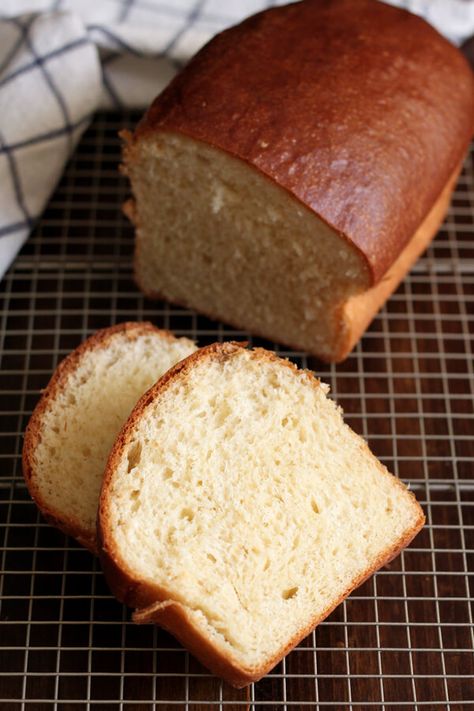 A basic Brioche Loaf is perfect for elevating an everyday lunch sandwich, and for making out-of-this-world French toast or bread pudding.  | wildwildwhisk.com One Loaf Bread Recipe, Cottage Cheese Bread, Brioche Loaf, Brioche Recipe, Brioche Bread, Loaf Of Bread, Breakfast Toast, Bread Making, Sandwiches For Lunch