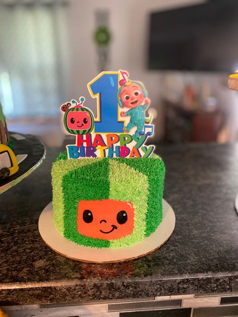 Coco Melon Smash Cake Ideas, Cocomelon Halloween Cake, Coco Melon Smash Cake, Diy Cocomelon Cake, Coco Melon Theme Cake, Coco Melon Cake Ideas, Cocomelon Smash Cake, Cocomelon Images, Lincoln Cake