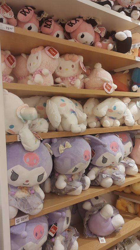 My Melody And Cinnamoroll Wallpaper, Sanrio Plushies Aesthetic, Cute Sanrio Wallpaper, My Melody Plushies, Hello Kitty Shopping, Plushies Sanrio, Hello Kitty Plushies, Kuromi Plushie, Hello Kitty Plushie