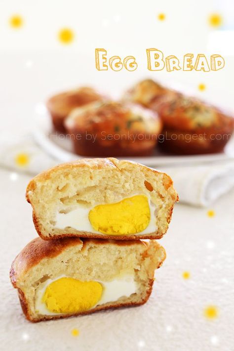 Korean Egg Bread (Gyeran-Bbang) Korean Street Food Recipe - Asian at Home Korean Egg Bread, Asian At Home, Korean Rice Cake Soup, Doenjang Recipe, Korean Egg, Street Food Recipe, Seonkyoung Longest, Egg Bread, Korean Dessert