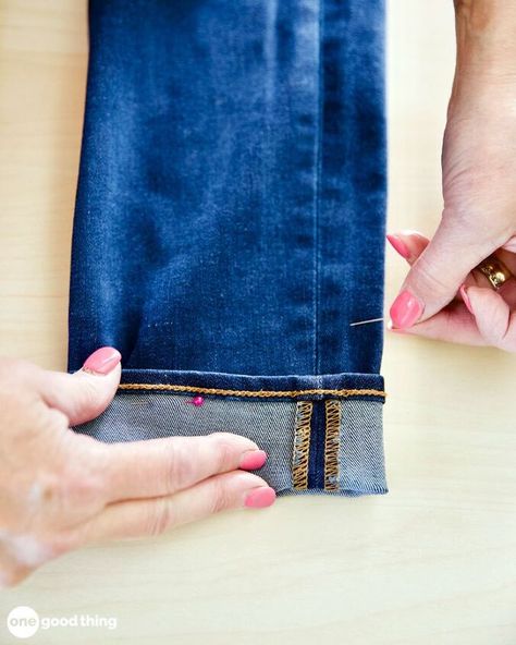 Tired of wearing jeans that are too long for you? This brilliant sewing hack makes it easy to adjust the length while keeping the look of the original hem! I have thrifted many pairs of denim jeans for both myself and my kids over the years. Back when it felt like my kids had orchestrated a never-ending chain reaction of growth spurts, those thrifted jeans kept them clothed during a time when we could rarely afford to “splurge” on new clothes.But while our thrifted jeans we… Natural Carpet Cleaning Solution, Shorten Jeans, Hemming Pants, Jeans Hem, Hemming Jeans, Sewing Jeans, Original Hem, Natural Carpet, Carpet Cleaning Solution