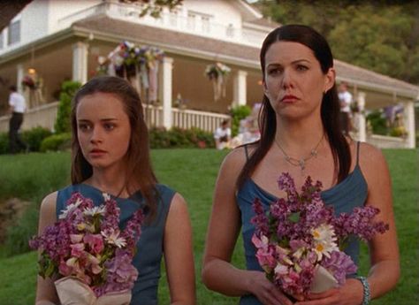 Gilmore Girls Gilmore Girls Episodes, Amy Sherman Palladino, Team Logan, Gilmore Girl, Lauren Graham, Lorelai Gilmore, I Love Cinema, Wrecking Ball, Weddings By Color