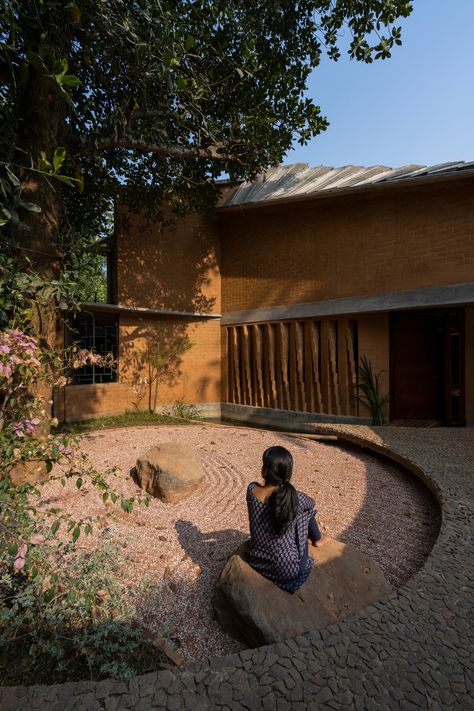 A sustainable family home in Kerala that pays homage to Laurie Baker | Architectural Digest India Indian Plants, Jackfruit Tree, Jack Fruit, Perspective Photos, Rammed Earth Wall, India Architecture, Tree Growing, Japanese Zen Garden, Kerala Houses