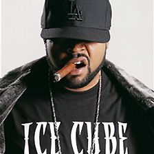 Ice Cube 90s Rap Aesthetic Wallpaper, Ice Cube Rapper, Crowd Photo, Wallpapers Food, O’shea Jackson, 90s Rappers Aesthetic, Cube World, 90s Rappers, Better Man