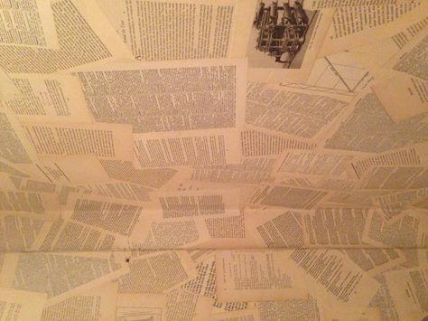 book pages wallpaper Book Pages Wallpaper, Pages Wallpaper, Bedroom Aesthetic Vintage, Dark Academia Room Ideas, How To Wallpaper, Pages Aesthetic, Newspaper Wall, Apartment Painting, Coffee Shop Interior Design