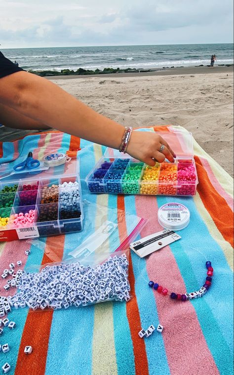 friendship bracelets, ocnj, beach trip, girls beach day, beaded bracelets Girls Beach Trip Activities, Beach Trips With Friends, Friendship Bracelets Beach, Cute Beach Activities, Girls Beach Trip Ideas, Fun Summer Ideas For Teens, Cute Summer Ideas With Friends, Beach Stuff Ideas, Summer Friend Group Activities