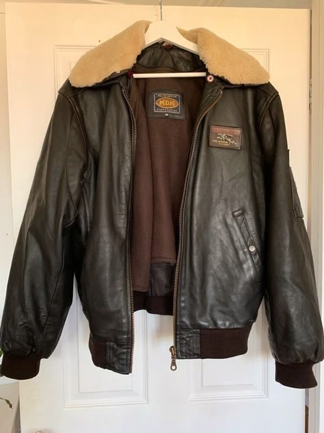 Aviator Jacket Aesthetic, Leather With Fur Jacket, Aviator Jacket Outfit, Vintage Brown Leather Jacket, Leather Aviator Jacket, Aviator Leather Jacket, Aviator Jacket, Men's Leather Jacket, Aviator Jackets