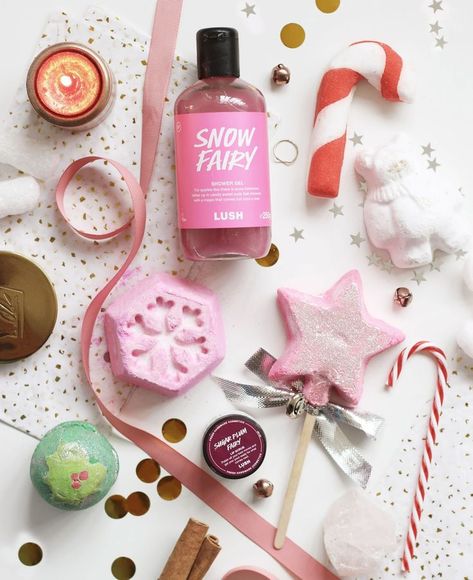 Lush Aesthetic, Lush Christmas, Fresh Cosmetics, Shower Jellies, Lush Bath, Lush Products, Christmas Shoot, Lush Cosmetics, Bath And Body Care