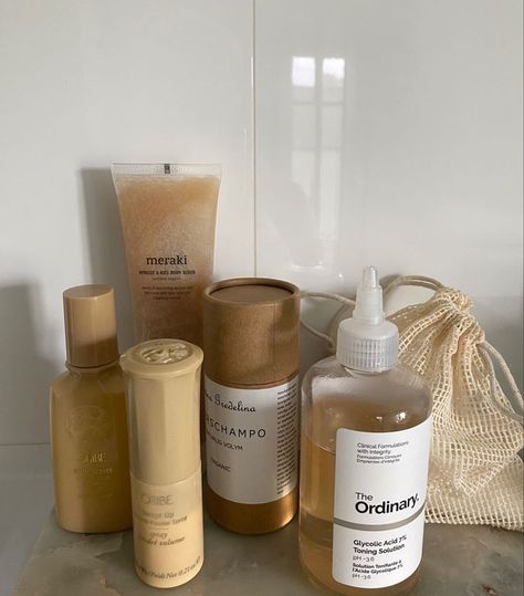 The Ordinary Glycolic Acid, Skin Radiance, Body Skin Care Routine, روتين العناية بالبشرة, Glycolic Acid, Skin Care Essentials, Skin Care Products, Face Serum, Body Skin