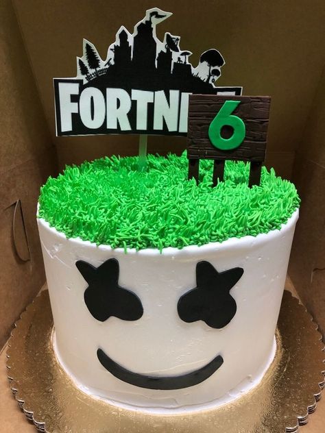 7th Birthday Cake Boys, 7th Birthday Cake, Toddler Birthday Cakes, Fort Nite, Whipped Icing, 7th Birthday Cakes, Fortnite Birthday, Rolling Fondant, Bowl Cake