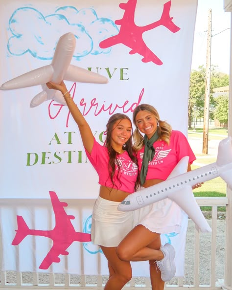 PC ‘24 has landed!!!☁️✈️💕✨ #deltazeta #deltazetasorority #bidday #biddaythemes #flywithus #pinterest #pinterestinspired #sororitygirls Adpi Spirit Week, Fly Delta Bid Day, Sorority Recruitment Themes, Recruitment Themes, Delta Zeta Sorority, Spring Recruitment, Bid Day Themes, Alpha Chi Omega, Delta Zeta