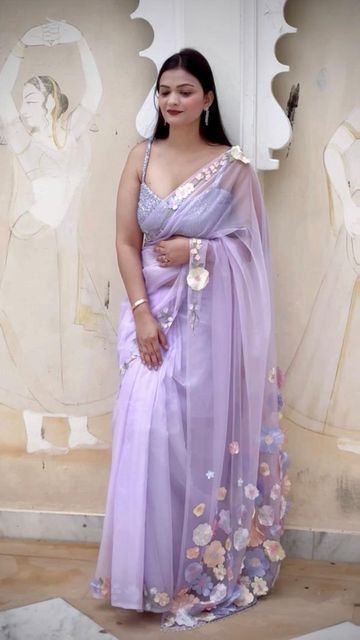 wardrobe luxury by Shreya on Instagram: "Limited edition. Designer lavender organza flower sareee with sequin blouse piece .To buy wtsapp 8851109873 or dm .Only available on pre orders. #saree #sarees #trendingreels #viralvideos #fashionblogger #sareesusa #sareelove #flowersaree" Lavender Organza Saree, Lavender Saree, Haldi Outfit, Sequin Blouse, Organza Flowers, Krishna Janmashtami, Net Saree, Organza Saree, Bollywood Saree