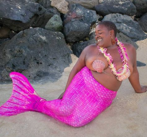 Mermaid Meme, Black Mermaid Tail, Fat Memes, Fat Mermaid, Pink Mermaid Tail, Mermaid Pool, Mermaid Photography, Monday Memes, Handmade Mermaid