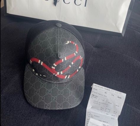 Gucci Cap, White Caps, Holt Renfrew, Gucci Black, Montreal, Baseball Hats, Like New, Gucci, Nike