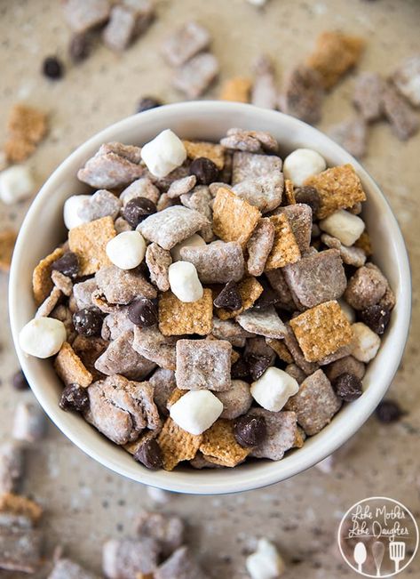 25 Puppy Chow Recipes - Smores Muddy Buddies Recipe, Puppy Chow Recipes, Chex Mix Recipes, Muddy Buddies, Easy Camping Meals, Holiday Goodies, Campfire Food, Puppy Chow, Chex Mix