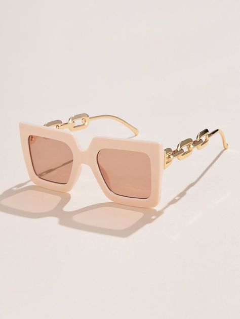 Glasses Women Fashion Eyeglasses, Pretty Sunglasses, Classy Glasses, Funky Glasses, Glasses Fashion Women, Trendy Glasses, Cute Sunglasses, Geometric Frame, نظارات شمسية