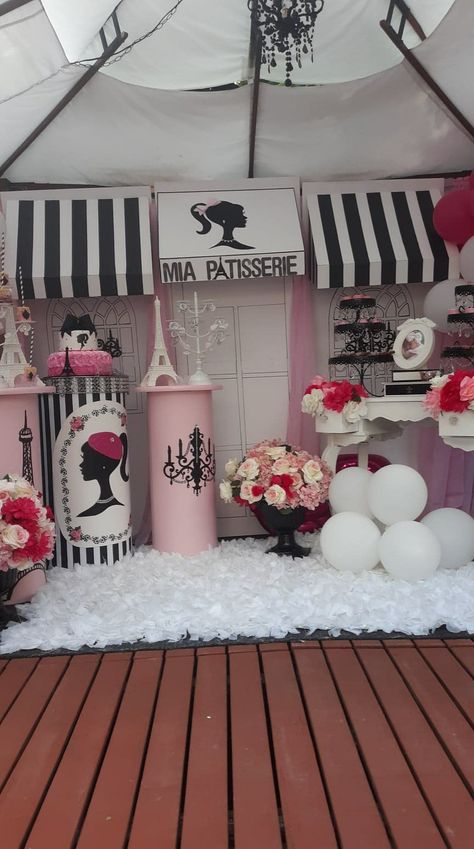 Barbie In Paris, Barbie Paris, Paris Birthday Party, Paris Prom, Paris Birthday Parties, Paris Theme Party, Paris Birthday, Barbie Birthday Party, Paris Party