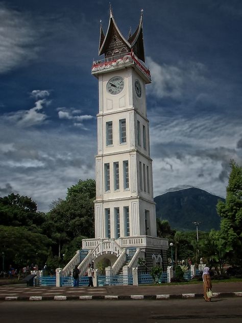 Jam Gadang #monumen #clock #jamgadang #bukittinggi #westsumatra #indonesia #photography Leaning Tower, Leaning Tower Of Pisa, Pisa, Art Projects, Jam, Illustration Art, Tower, Indonesia, Clock