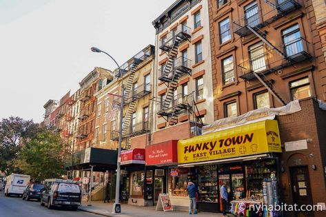 Nyc Apartment Aesthetic, Nyc Coffee Shop, East Village Nyc, New York Neighborhoods, Nyc Neighborhoods, Nyc Living, Alphabet City, Apartment Aesthetic, New Museum