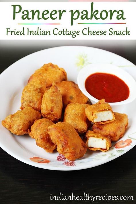 paneer pakora is a snack made with cottage cheese, spices & flour. These are eaten as a tea time snack with chutney or sauce. #paneer #pakora #paneerpakora #snack #indianfood Paneer Pakoda, Dieting Recipes, Indian Paneer Recipes, Paneer Pakora, Indian Fast Food, Healthy Dieting, Indian Cheese, Pakora Recipe, Cottage Cheese Snack