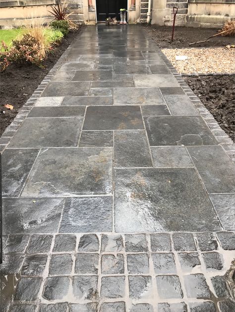 Beach House Garden, Slate Paving, Limestone Pavers, Honey Farm, Paving Pattern, Porch Tile, Black Basalt, Garden Paving, Gardens Design