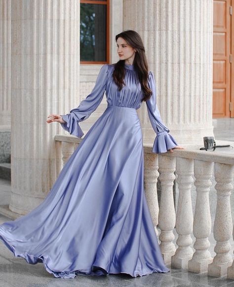 Gowns Dresses Elegant, Fancy Dresses Long, Modest Dresses Casual, Elegant Dresses Classy, Fashion Illustration Dresses, Designer Party Wear Dresses, Designer Dresses Casual, Stylish Party Dresses, Muslimah Fashion Outfits