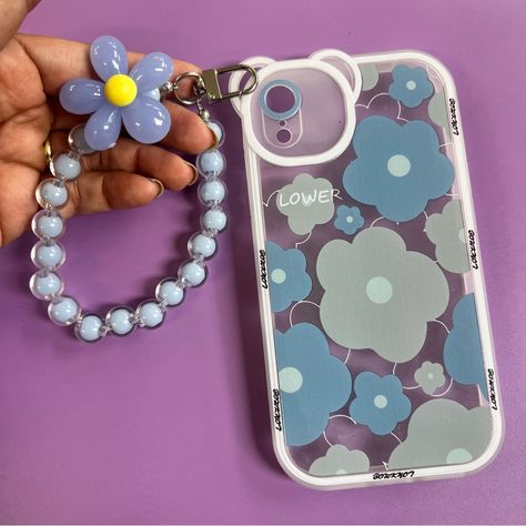 Iphone Xr Sky Blue Case With Holder Chain Iphone Xr Case Ideas, Light Blue Phone Case, Blue Clear Phone Case, Pastel Blue Phone Case, Blue Airpods Case, Sky Blue Phone Case, Cat Patch, Iphone Cases Cute, Apple Cases