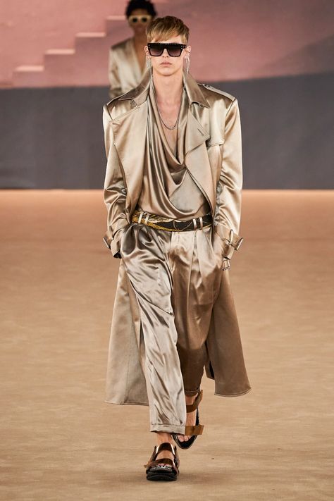 Balmain Fall 2020 Menswear Collection | Vogue Satin Clothing, Satin Clothes, Satin Suit, Suit Man, Balmain Dress, Balmain Men, Menswear Runway, 2016 Menswear, Vogue Magazine