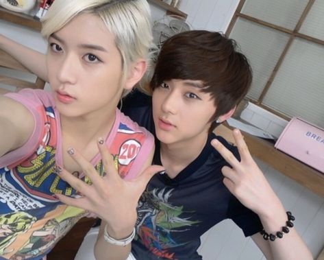 Nuest Kpop, Nuest Baekho, Ren Nuest, Show Time, Gender Envy, Mulan, Kpop Idols, Shinee, Happily Ever After