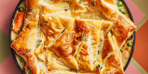 Creamy Vegetable Pot Pie | Southern Living Veggie Pot Pie Recipe, Pot Pie With Puff Pastry, Vegetable Pot Pie, Entree Ideas, Veggie Pot Pie, Vegetable Pot Pies, Mini Chicken Pot Pies, Puff Pastry Crust, Creamed Leeks