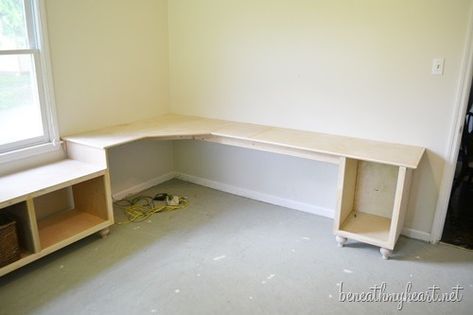 Long Span Desk, Desk In Front Of Low Window, Córner Desk, Built In Desk Under Window, Easy Diy Desk, Diy Corner Desk, Diy Window Seat, Diy Office Desk, Window Seating