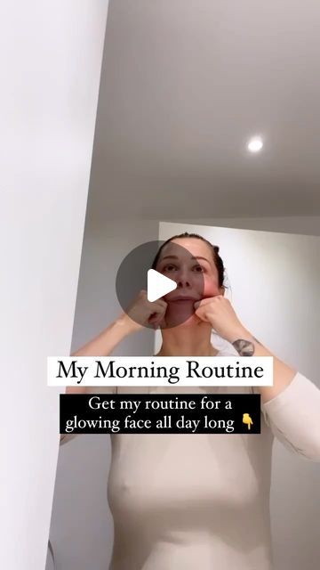 Yoga Morning Routine, Morning Routine Workout, Face Muscles, Yoga Morning, Face Yoga Method, Routine Workout, Workout Program, Skin Glowing, Face Yoga