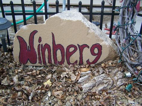 Use either a large stone or even a slab of concrete to create a unique welcome sign for your garden or drive, incorporating your last name into the design. This is a guide about how to paint a last name yard rock. Rock Sign, Landscape Rock, Large Yard, Last Name Signs, Large Stone, Last Names, Landscaping With Rocks, Address Sign, How To Paint