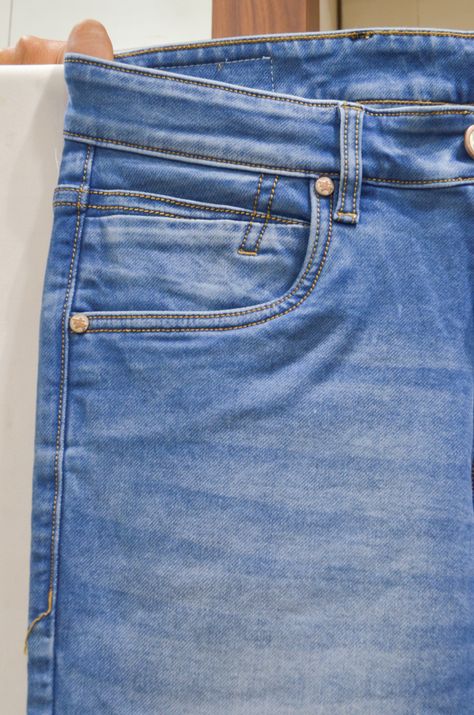 Ticket Pocket Design Jeans, Denim Jeans Pocket Design, Diy Lace Shorts, Denim Pocket Details, Jean Pocket Detail, Jean Pocket Designs, Denim Fashion Women, Kids Nightwear, Denim Ideas