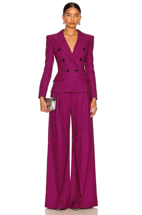 Bold Suit Women, Eccentric Formal Wear, Winter Formal Suits For Women, Womens Fitted Suit, Womens Pantsuit, Ordinary Retinol, Formal Suits For Women, The Ordinary Retinol, Blazer Outfits For Women