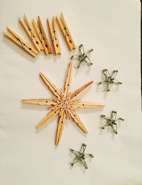 Clothes peg snowflake, springs made into stars Clothes Peg Christmas Crafts, Peg Stars, Clothes Peg Crafts, Clothes Pin Snowflakes, Clothespin Stars, Primitive Christmas Ornaments, Clothespin Crafts Christmas, Clothespin Diy Crafts, Wooden Clothespin Crafts