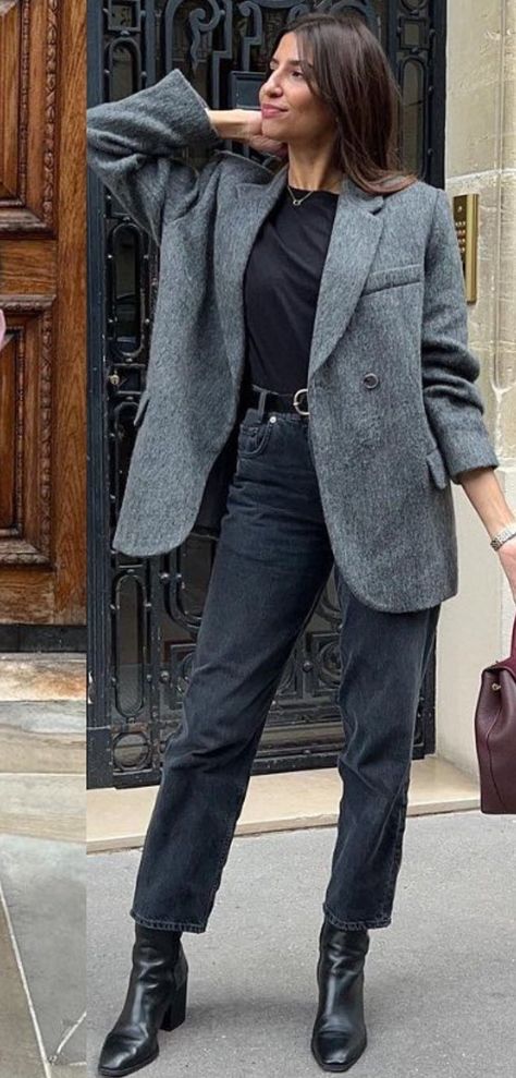 How To Style A Grey Blazer, Gray Tweed Blazer Outfit, Oversized Gray Blazer Outfit, Dark Grey Blazer Women Outfit, Outfit Saco Gris, Grey Oversized Blazer Outfit, Grey Blazer Outfit Women, Grey Blazer Women Outfit, Dark Grey Blazer Outfit