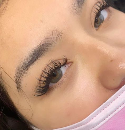 Kylie Wet Set Lashes, Natural Cateye Lashes, Wet Cat Eye Lashes, Wet And Wispy Lash Extensions, Doll Eye Extensions, Wet Lash Extensions Styles, Classic Cateye Lashes, Natural Cateye Lashes Extensions, Cateye Wispy Hybrid Lash Extensions